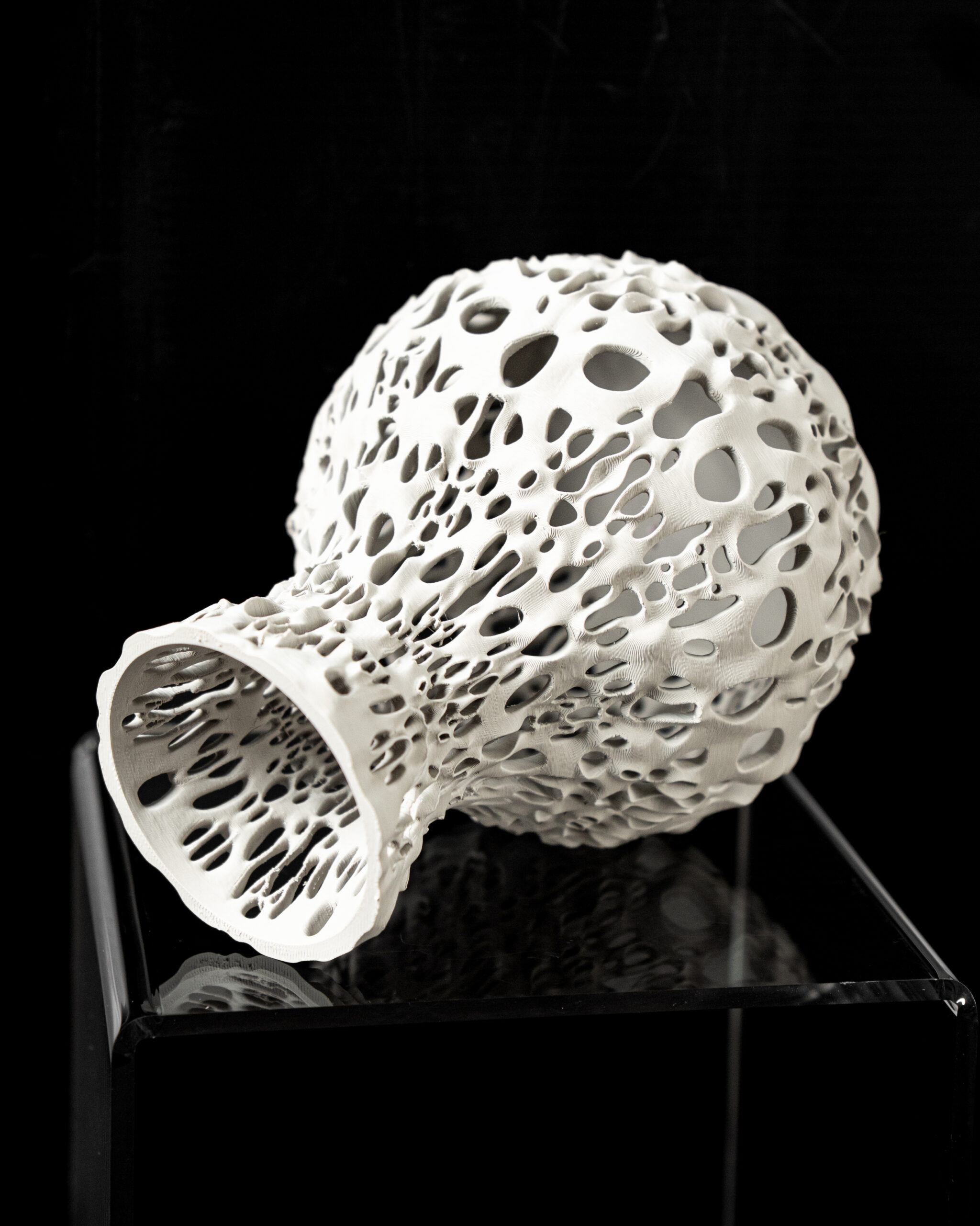 Coprivaso per fiori SPOTTED, design moderno, stampato in 3D