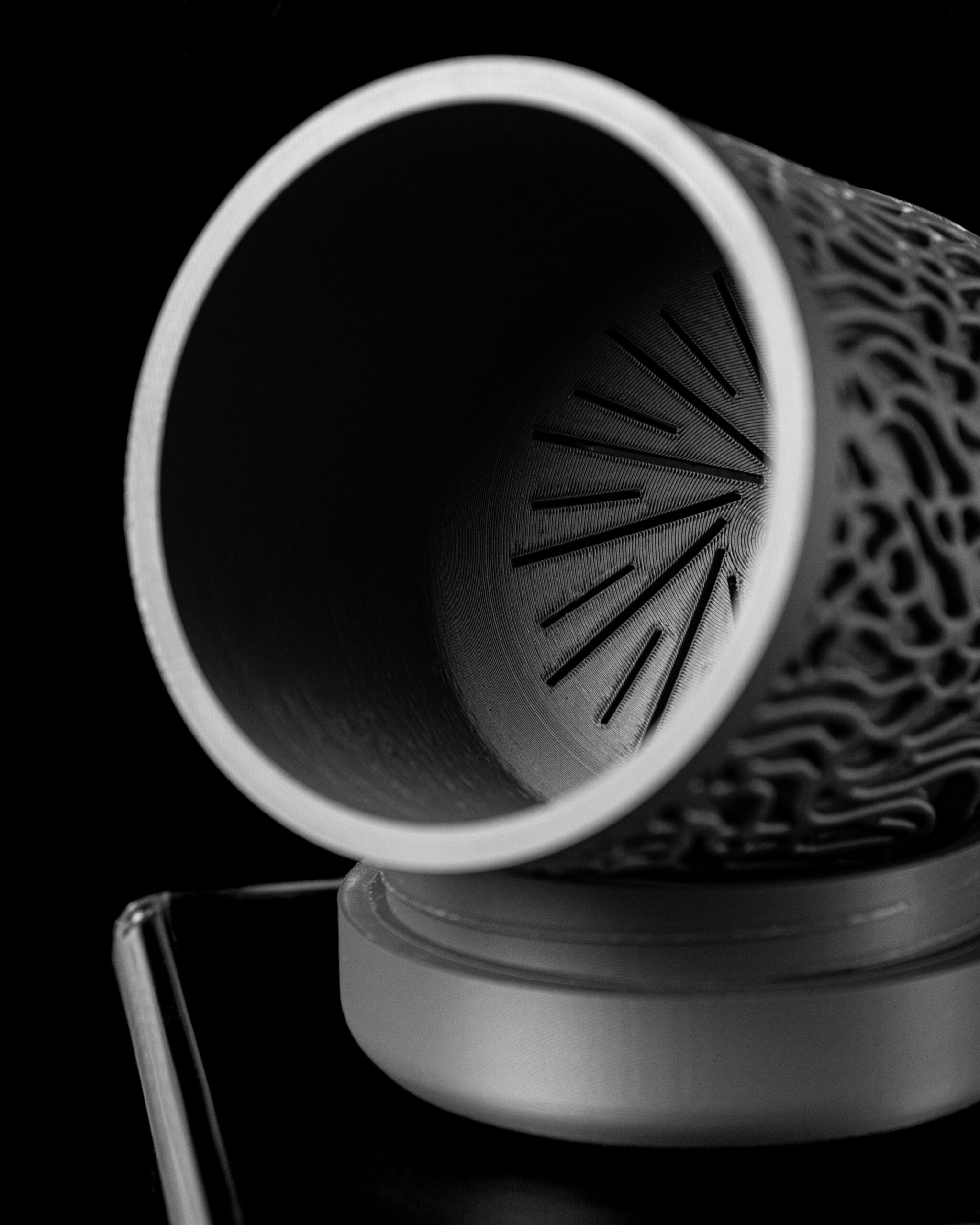 Vaso per piante GROVEWALL, design moderno, stampato in 3D